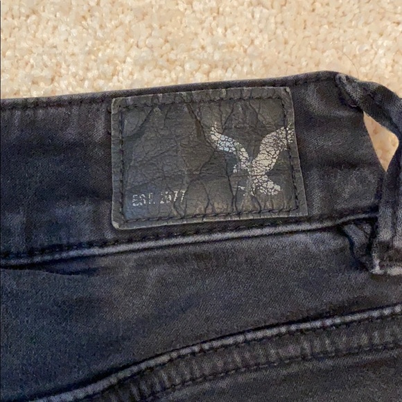 Black high rise shorts - Picture 6 of 8